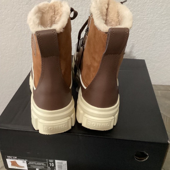 Sorel Women's Tivoli V Waterproof Booties, size 10 - Picture 7 of 11